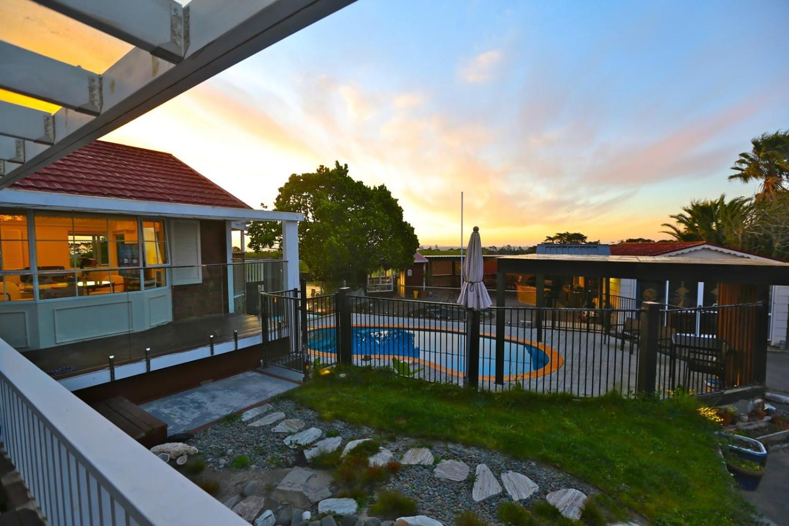 Holiday House In Totara Park Auckland Ngoại thất bức ảnh